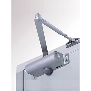 防火門(mén)閉門(mén)器、順序器等配件安裝不合格(圖1) 防火門(mén)閉門(mén)器.jpg