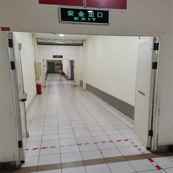 常開式防火門遇到火災時需要手動關閉嗎(圖1) 常開式防火門.jpg