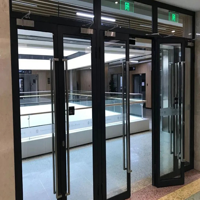 玻璃防火門廠家聯系方式(圖1) 玻璃防火門產品.jpg